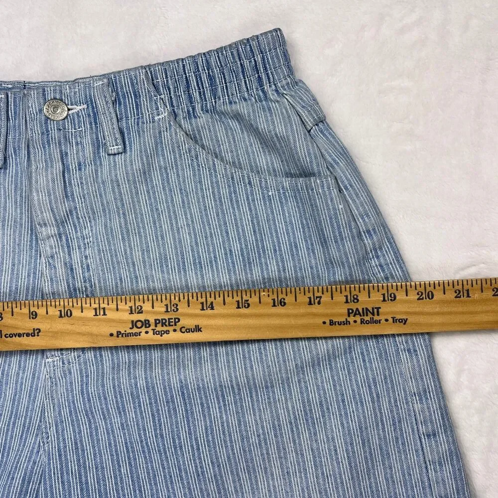 Vtg Lee High Rise Denim Shorts Sz 10 Petite Mom Striped Blue White 90s USA!